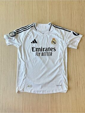 Real Madrid 2024/2025 Jersey